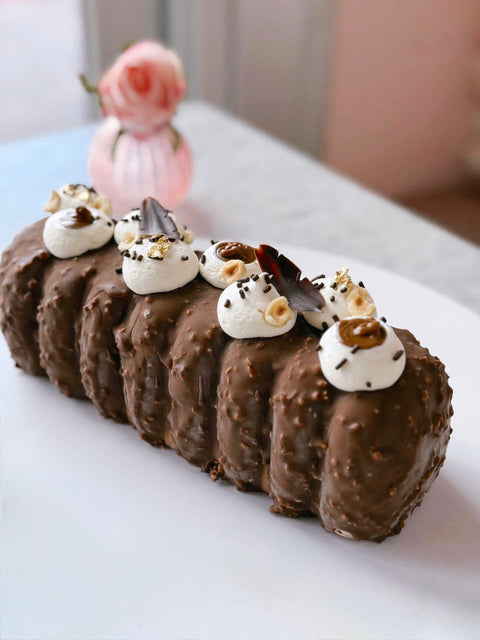 The Christmas Rocher Bûche - 8ppl Maison Valentine